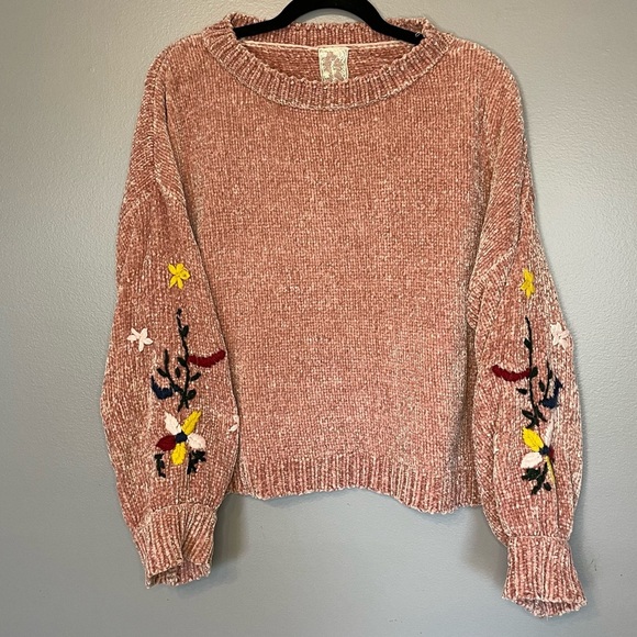 Sadie & Sage Sweaters - Sadie & Sage | Light pink chenille sweater cottage core twee boxy flowers